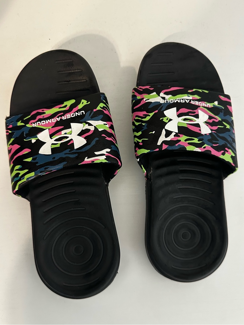 Under Armour Kids Black Slides with Neon Camo Strap